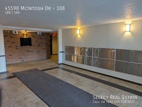 45598 McIntosh Dr in Chilliwack, BC - Building Photo - Building Photo