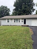 5010 N Elmwood Ave in Kansas City, MO - Building Photo