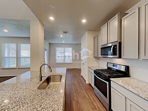 2709 Wolfcreek in New Braunfels, TX - Foto de edificio - Building Photo