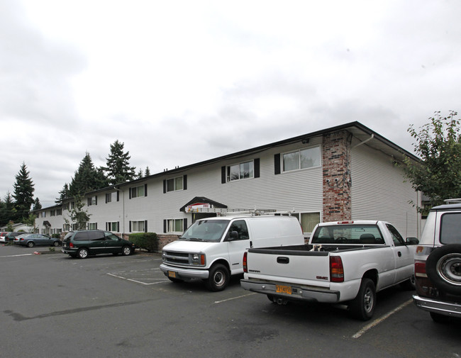 Madrona Place Apartments in Portland, OR - Foto de edificio - Building Photo