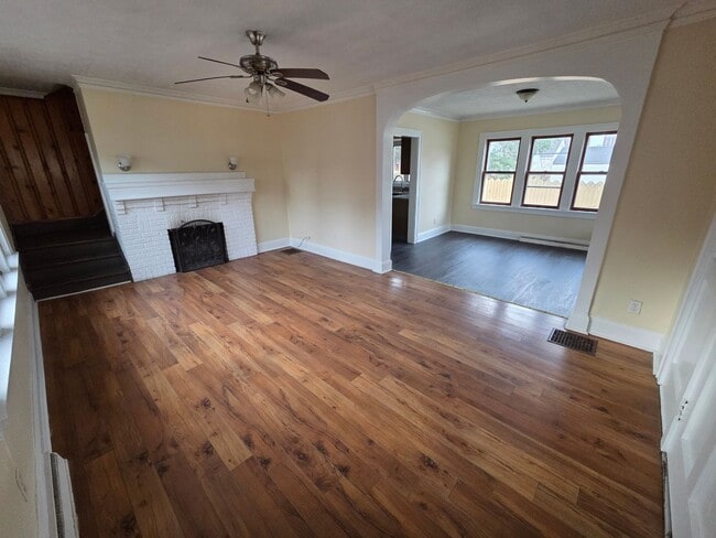 property at 1712 Vernon St