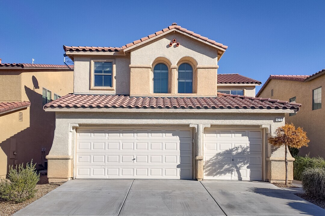 9222 Cazador St in Las Vegas, NV - Building Photo