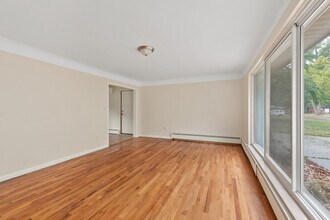 46254 Custer Ave in Utica, MI - Building Photo - Building Photo