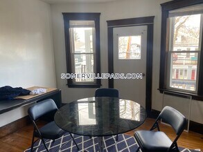 142 W Adams St-Unit -2 in Somerville, MA - Foto de edificio - Building Photo