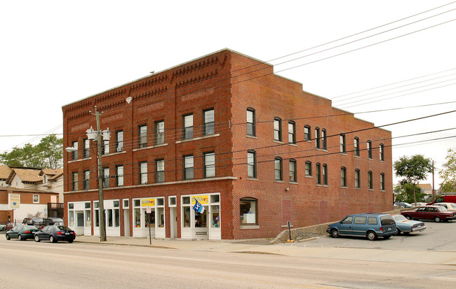 573-581 Bank St in New London, CT - Building Photo - Building Photo