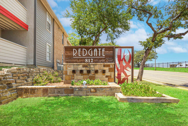 Redgate in Arlington, TX - Building Photo - Building Photo