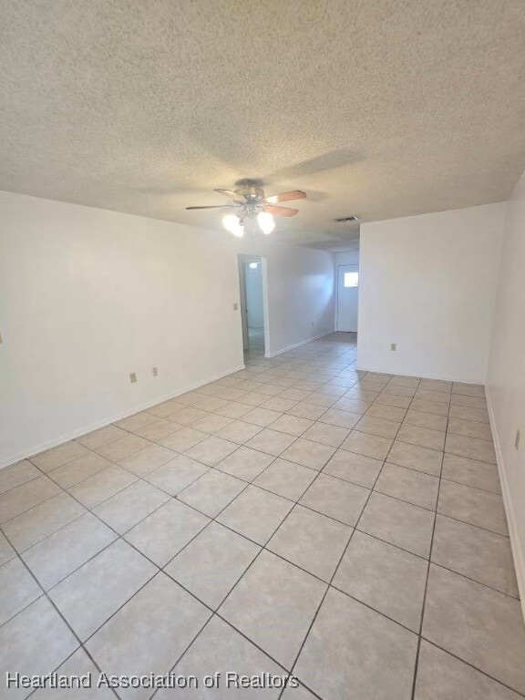 1009 W Walnut St in Avon Park, FL - Building Photo - Building Photo