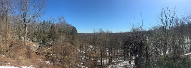 37 Orchard Dr, Unit 37A in Redding, CT - Building Photo - Building Photo