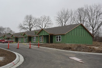 Cottages at Bluebird Creek in Liberty, MO - Building Photo - Building Photo