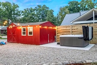 11765 Patterson Lake Dr in Pinckney, MI - Building Photo - Building Photo