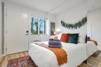 3843 21st Ave SW, Unit SI ID1035939P in Seattle, WA - Building Photo - Building Photo