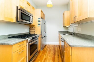 80 Webster Ave in Somerville, MA - Building Photo - Building Photo