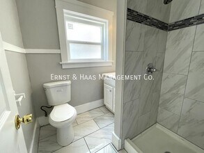 354 Chestnut Ave in Long Beach, CA - Building Photo - Building Photo