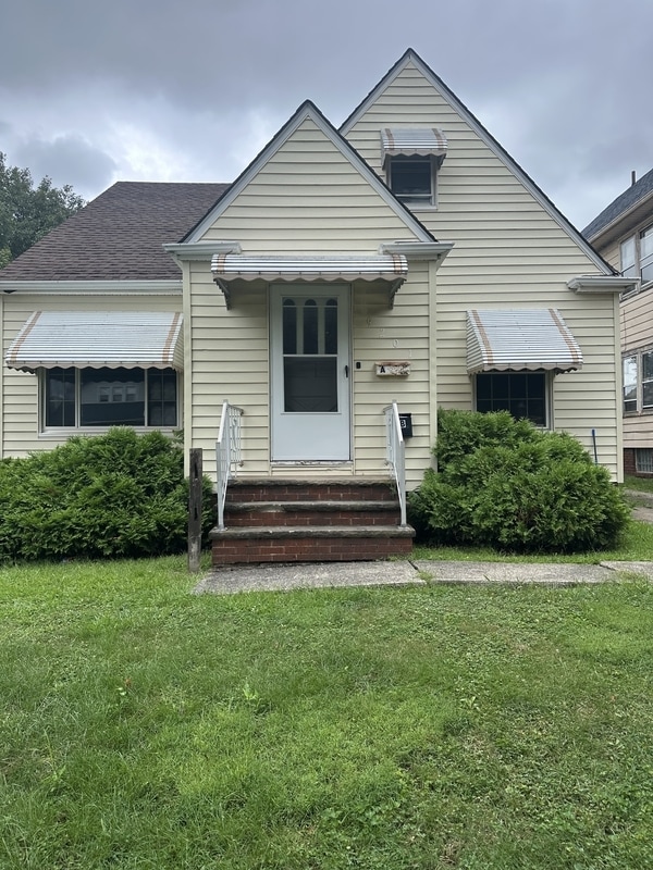 property at 9201 Bancroft Ave