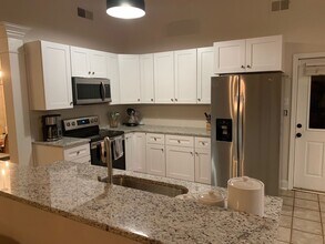 325 Malabar Way in Athens, GA - Building Photo - Building Photo