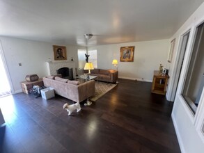 16529 Normandie Ave in Gardena, CA - Foto de edificio - Building Photo