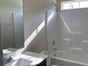 3874 Copperfield Ct in High Point, NC - Building Photo - Building Photo