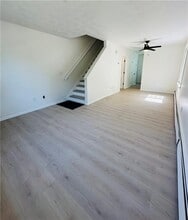 45 Hazael St in Providence, RI - Foto de edificio - Building Photo