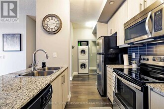 85 The Donway W in Toronto, ON - Building Photo - Building Photo