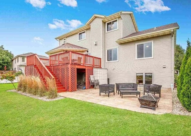 6023 Country Walk in McFarland, WI - Building Photo - Building Photo
