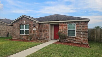 12025 Windage Dr in La Marque, TX - Building Photo - Building Photo