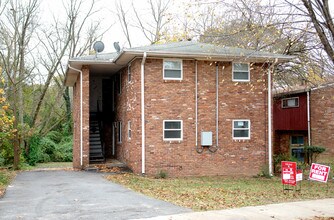 1782 Lyle Ave in Atlanta, GA - Foto de edificio - Building Photo