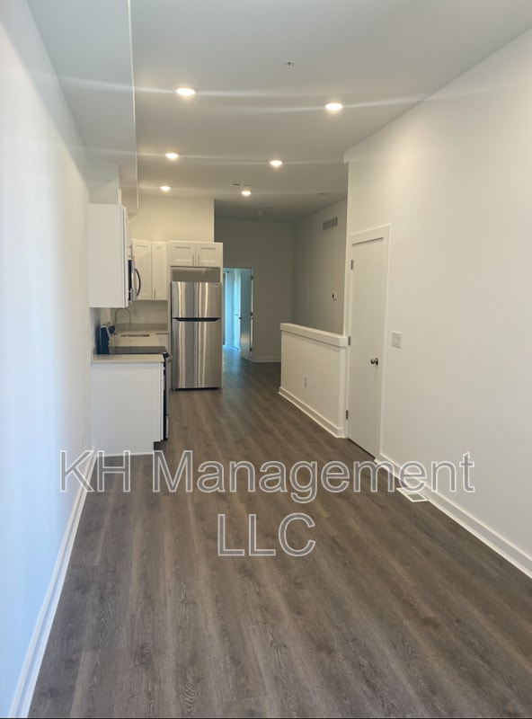 property at 5732 Ludlow St