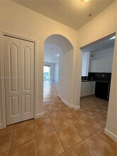 7060 NW 177th St in Hialeah, FL - Building Photo - Building Photo