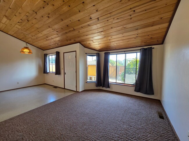property at 1119-1119 Sun Rd