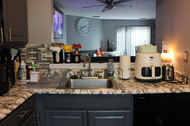 property at 506 Gloucester Ct