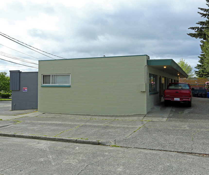 1509 NW 62nd St in Seattle, WA - Building Photo