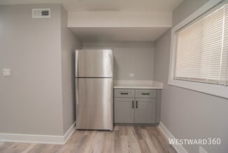 6141 N Hermitage Ave in Chicago, IL - Building Photo - Building Photo