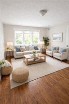 422 Pawtucket Ave in Pawtucket, RI - Building Photo