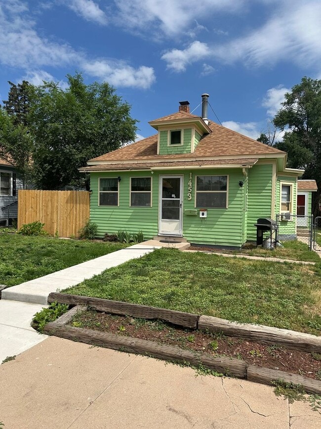 property at 1453 10th St