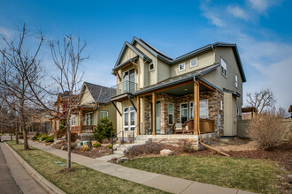 1333 Snowberry Ln in Louisville, CO - Foto de edificio - Building Photo