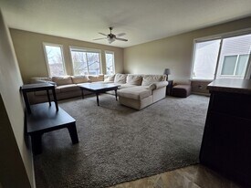 3901 Marigold Dr in Ames, IA - Building Photo