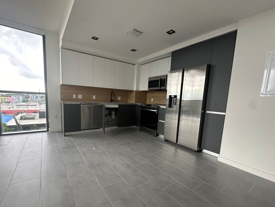 25 NW 23rd St, Unit A1 in Miami, FL - Foto de edificio