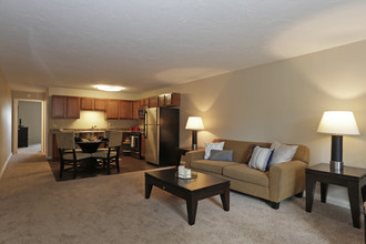 The Perch on Lake Apartments in Sheffield Lake, OH - Building Photo - Interior Photo