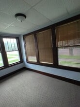 303 6th Ave NE in Jamestown, ND - Building Photo - Building Photo