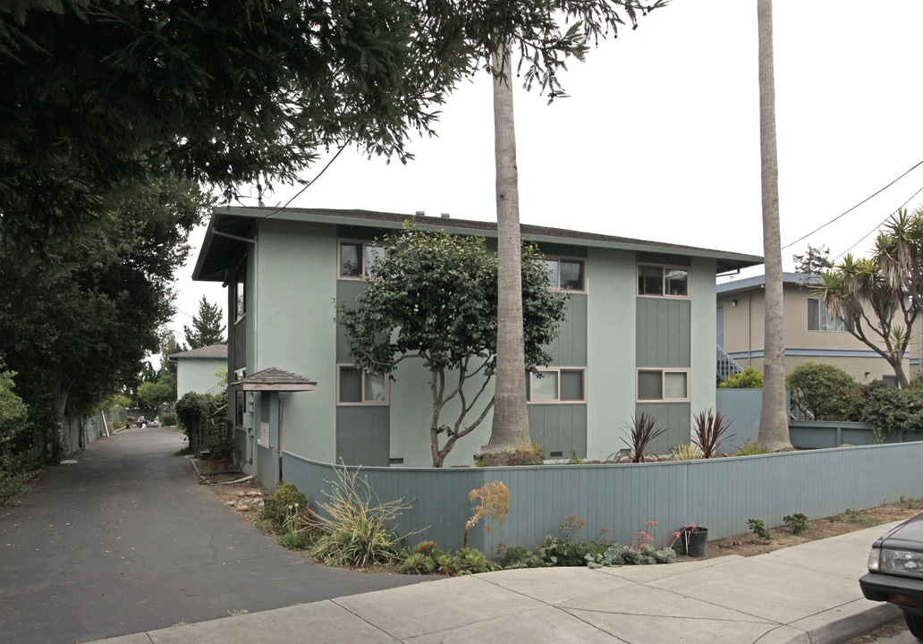 1510 Merrill St in Santa Cruz, CA - Building Photo