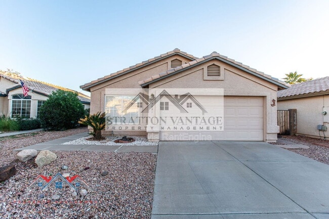 4831 W Kristal Way in Glendale, AZ - Building Photo - Building Photo