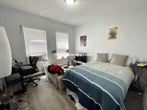 102 Berkshire St, Unit 3 in Cambridge, MA - Building Photo - Building Photo