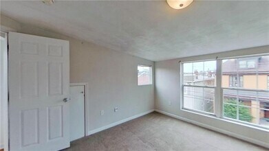 120 S 12th St in Pittsburgh, PA - Building Photo - Building Photo