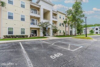 4931 Key Lime Dr, Unit 306 in Jacksonville, FL - Building Photo - Building Photo