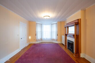 1871 9th Ave in Watervliet, NY - Building Photo - Building Photo