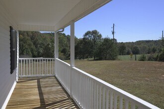 109 Ivey Hayes Rd in Pickens, SC - Building Photo - Building Photo