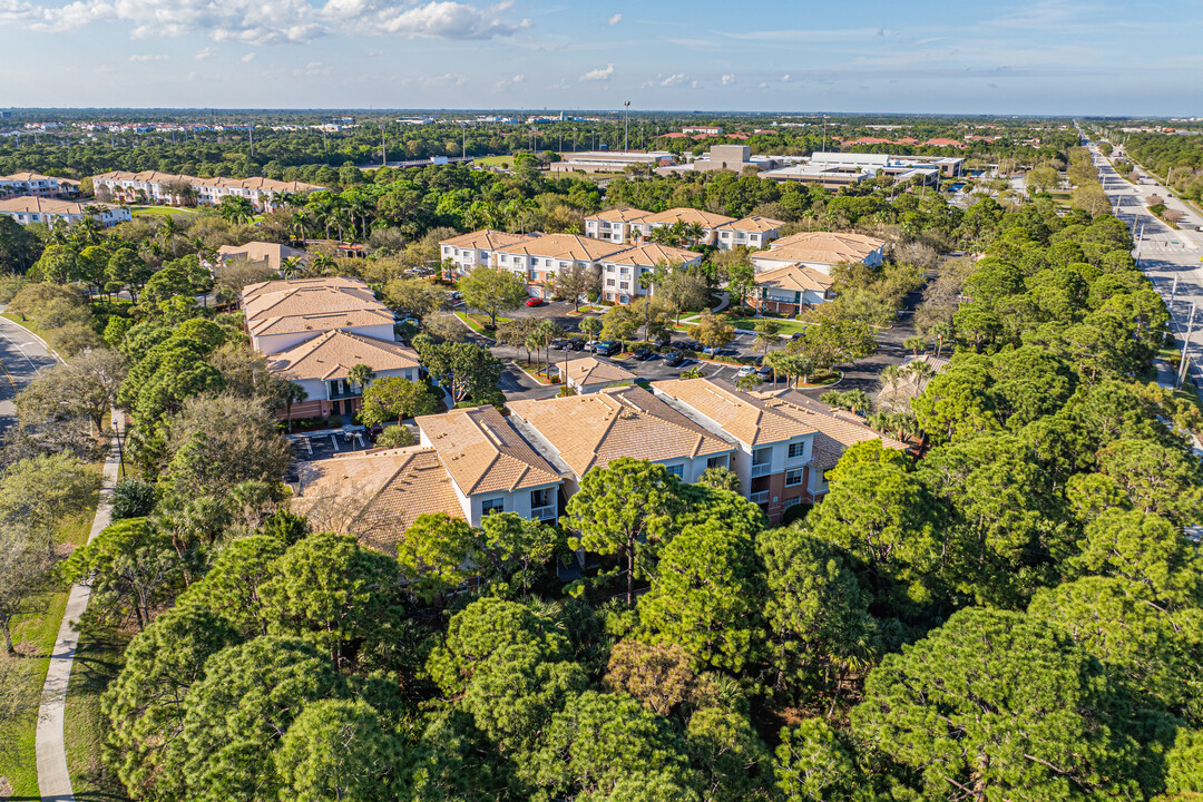 Fiore At The Gardens in Palm Beach Gardens, FL - Building Photo