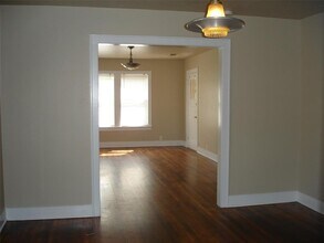 311 W 21st St in Houston, TX - Building Photo - Building Photo