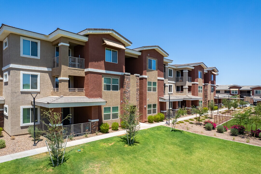 Zaterra in Chandler, AZ - Building Photo