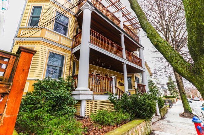116 Perkins St, Unit 2